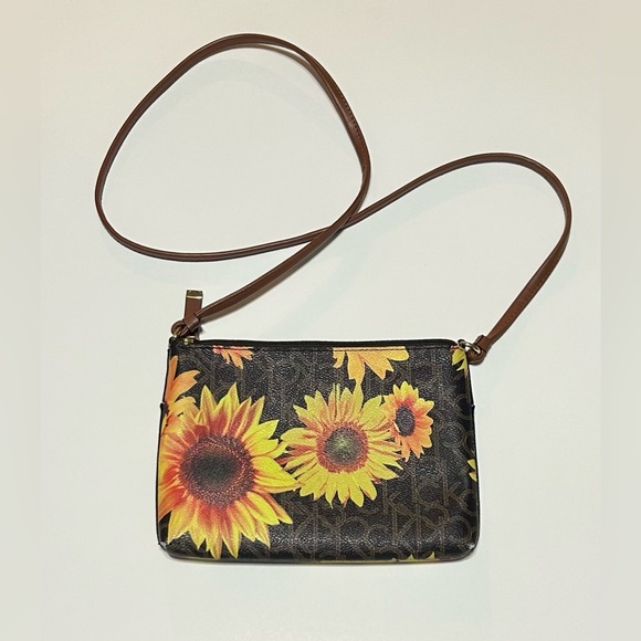 Calvin Klein sunflower crossbody leather bag, like new! - Picture 2 of 2